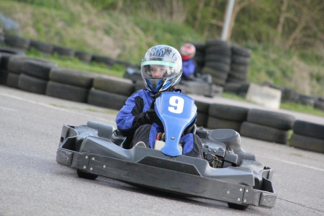  Racing 